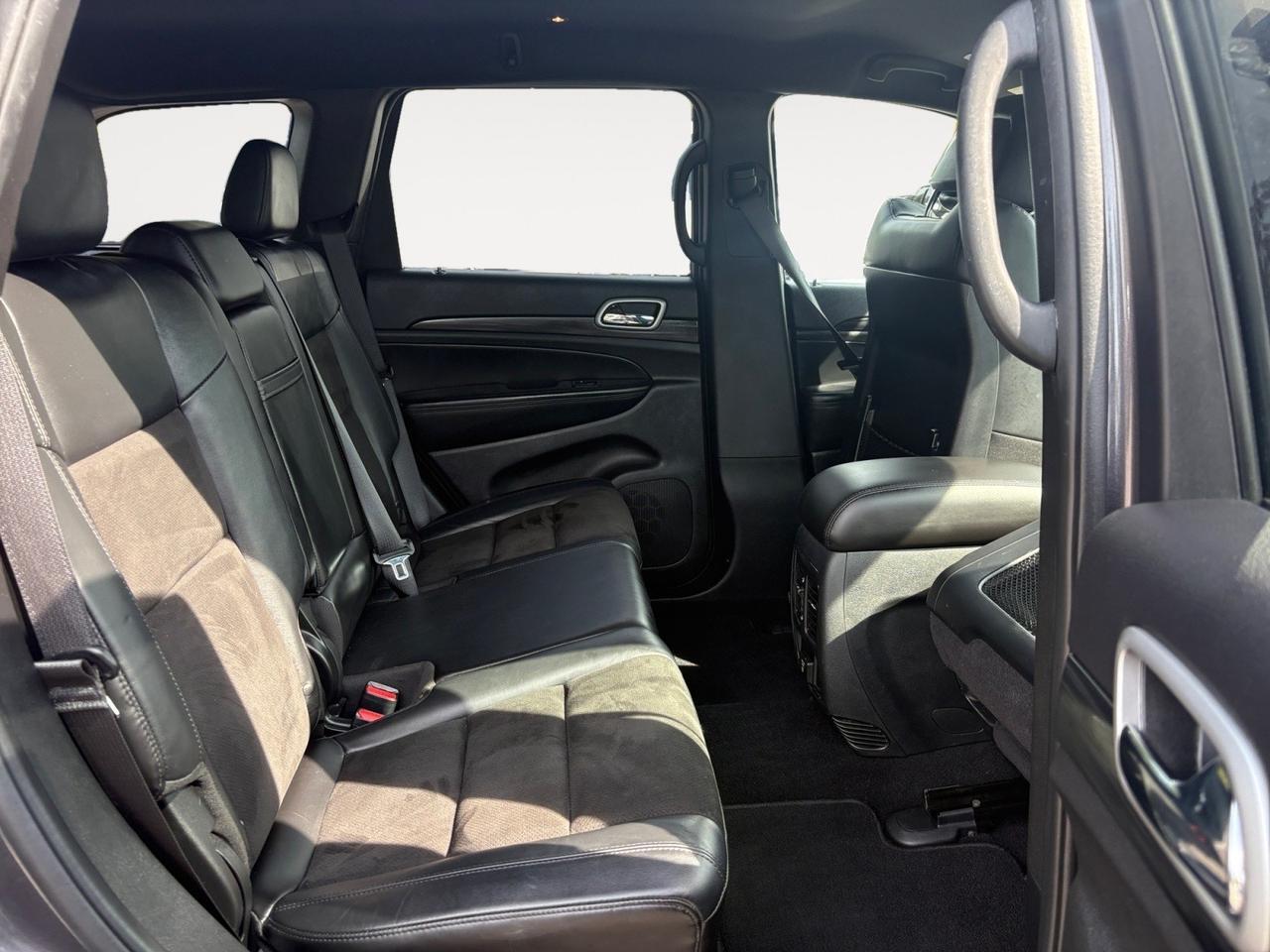 2021 Jeep Grand Cherokee Laredo X, 4X4, POWER LIFTGATE, BLIND SPOT ALERT, APPLE CARPLAY/ANDROID AUTO, BACKUP CAMERA, REMOTE START, NAVIGATION, BLUETOOTH, HEATED STEERING WHEEL & SEATS, CLEAN CARFAX, JUMP IN A JEEP NOW! Virginia Beach VA