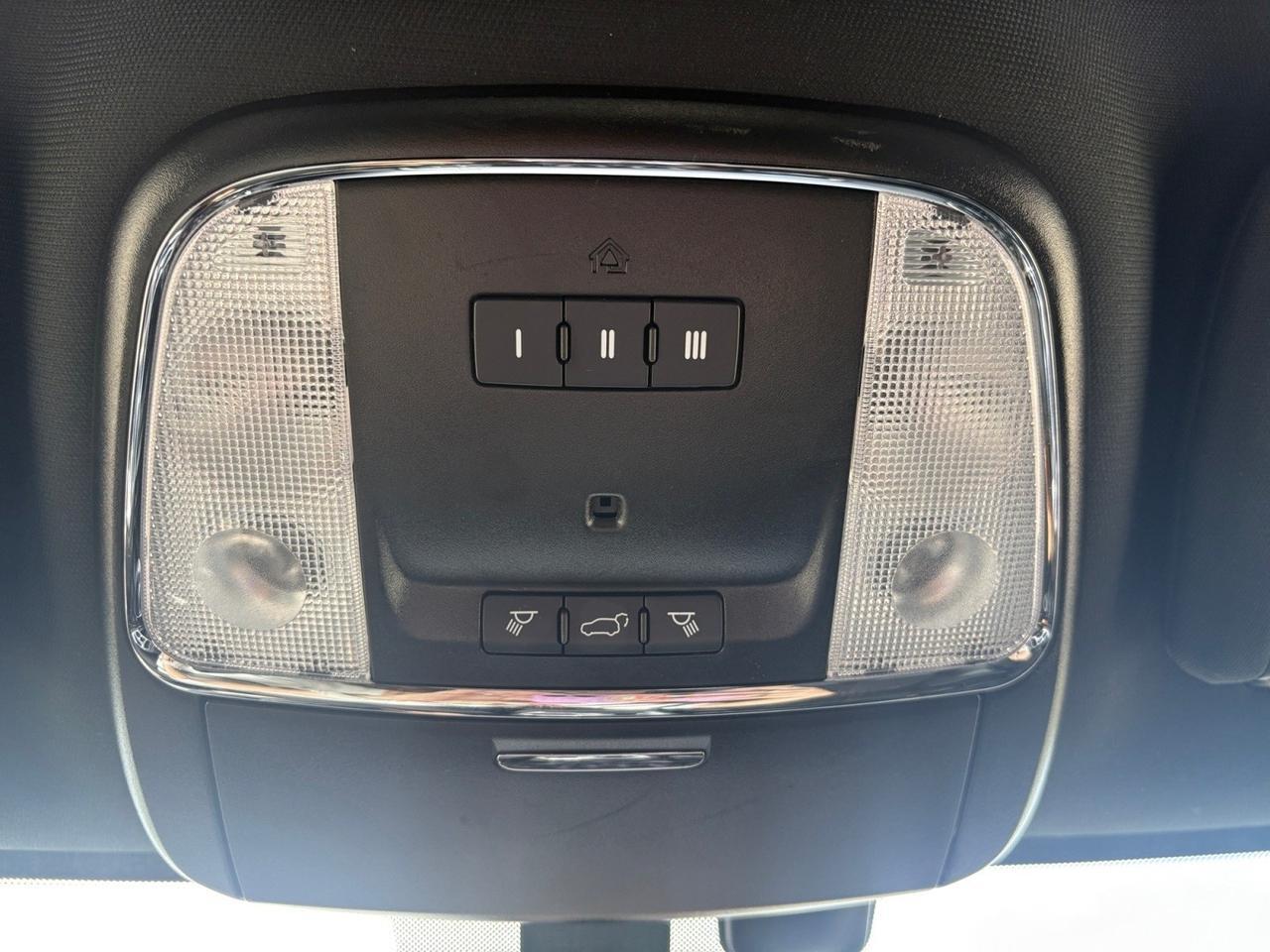 2021 Jeep Grand Cherokee Laredo X, 4X4, POWER LIFTGATE, BLIND SPOT ALERT, APPLE CARPLAY/ANDROID AUTO, BACKUP CAMERA, REMOTE START, NAVIGATION, BLUETOOTH, HEATED STEERING WHEEL & SEATS, CLEAN CARFAX, JUMP IN A JEEP NOW! Virginia Beach VA