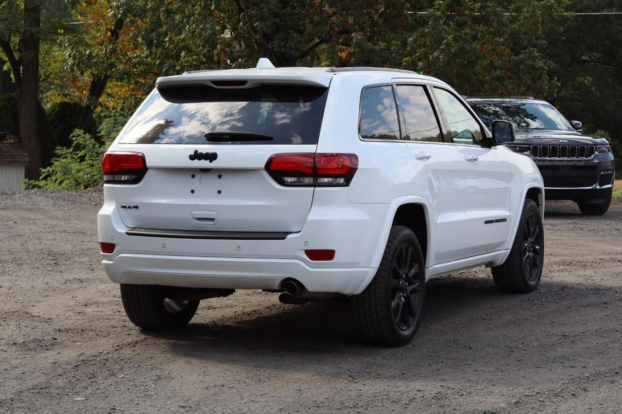 2021 Jeep Grand Cherokee Laredo X Hamburg PA