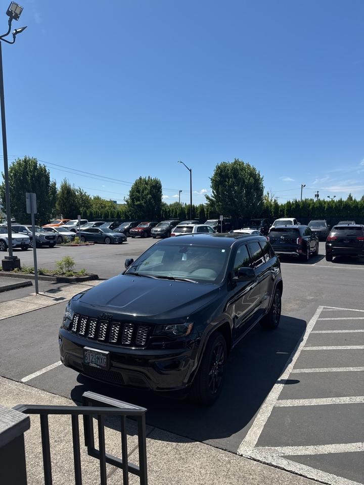 2021 Jeep Grand Cherokee Laredo X