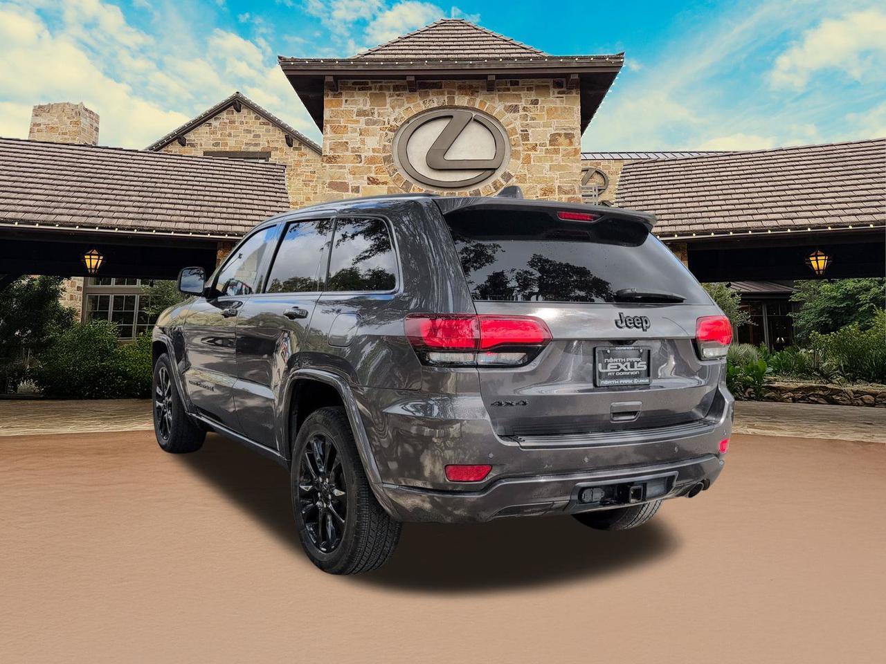 2021 Jeep Grand Cherokee Laredo X