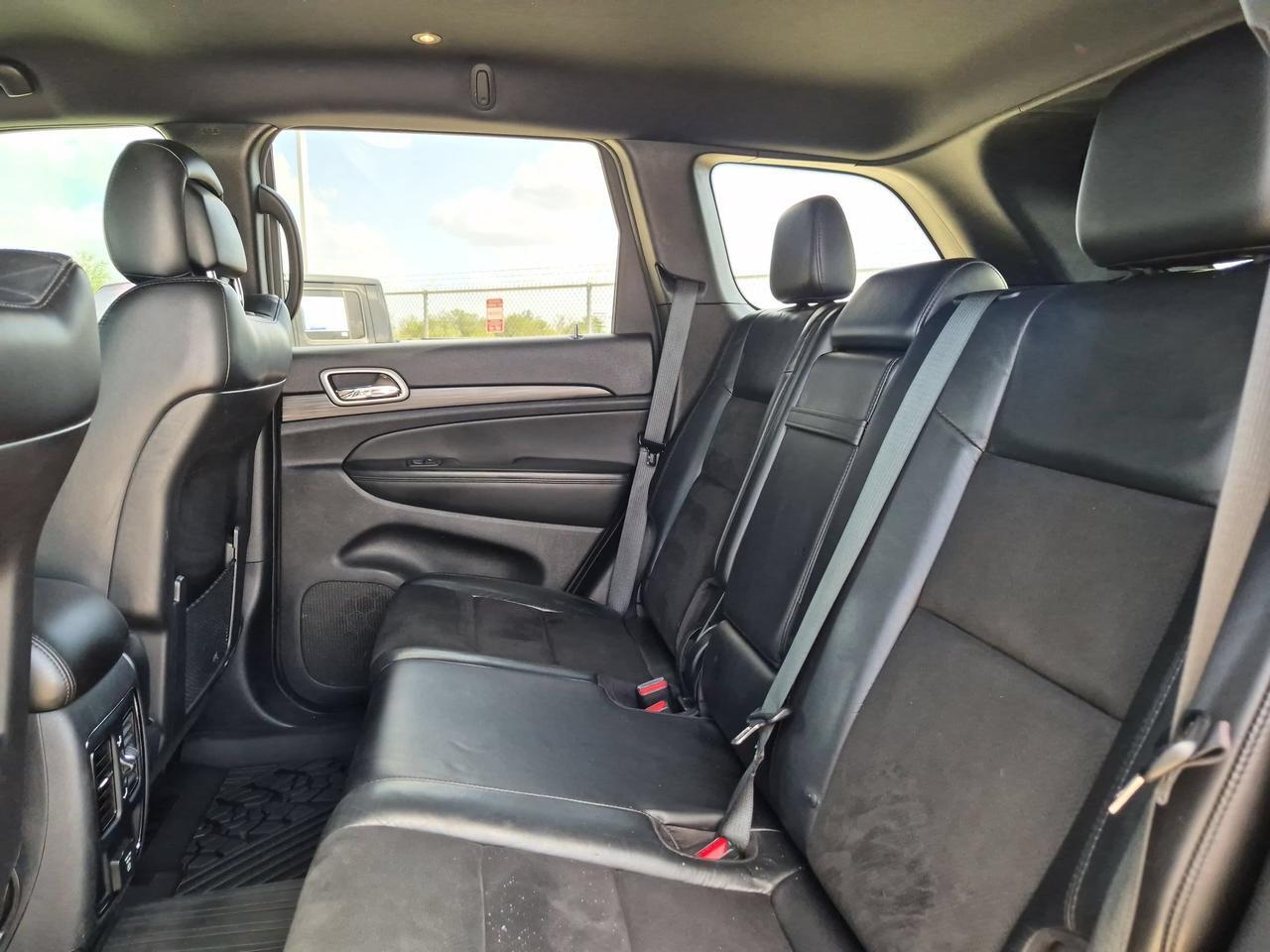 2021 Jeep Grand Cherokee Laredo X Castroville TX