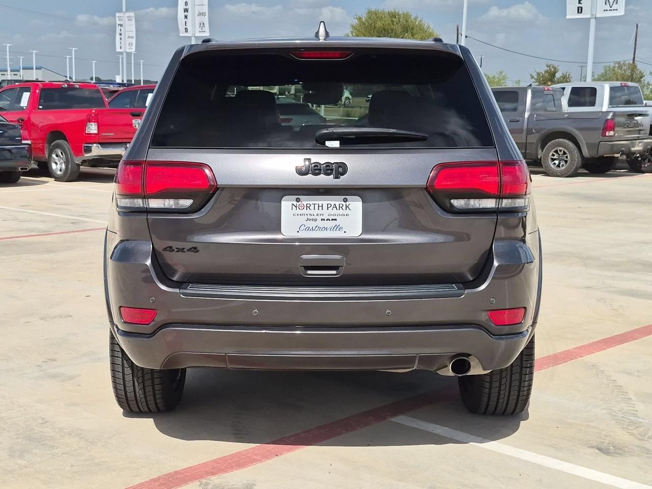 2021 Jeep Grand Cherokee Laredo X Castroville TX