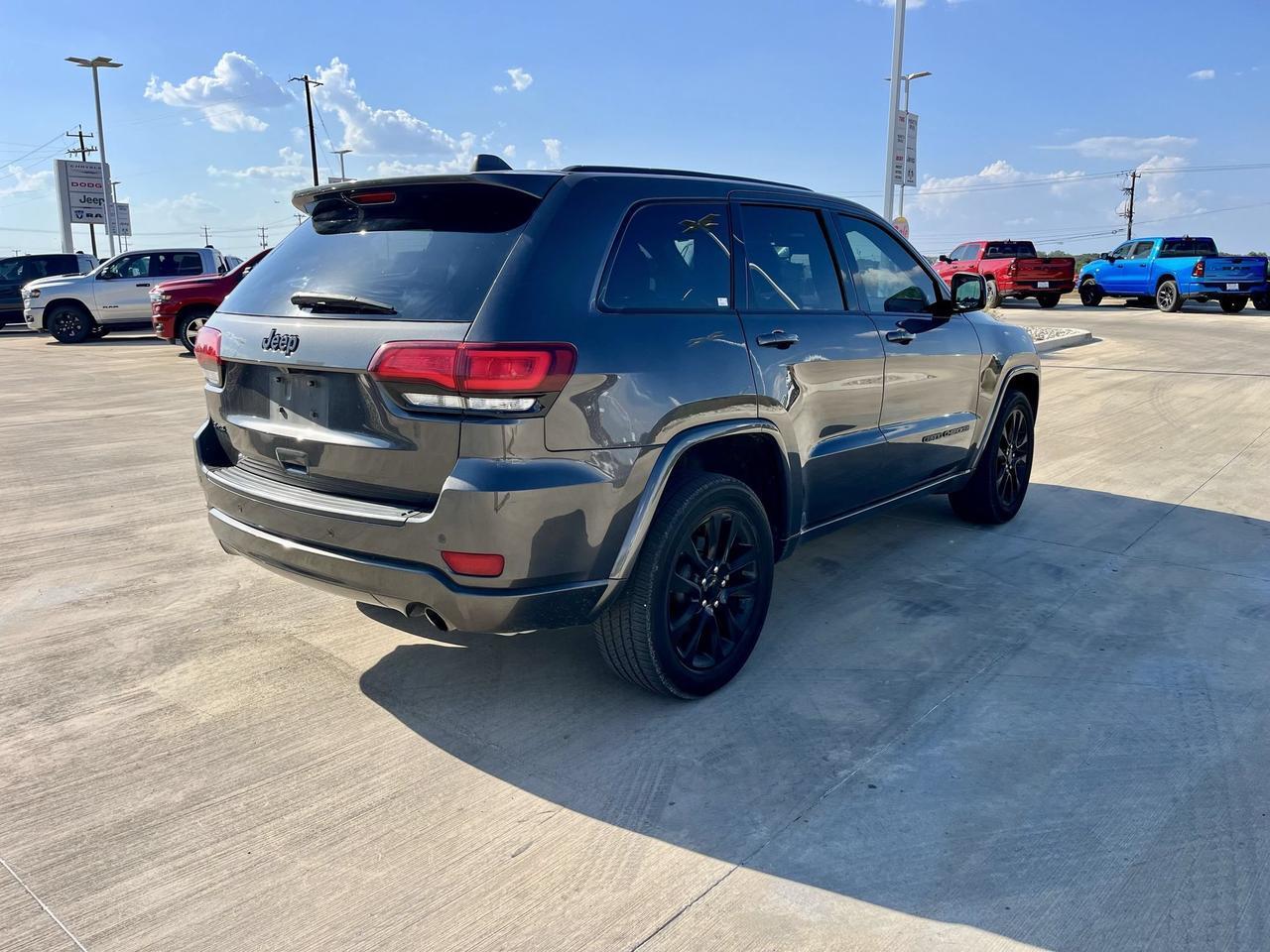 2021 Jeep Grand Cherokee Laredo X