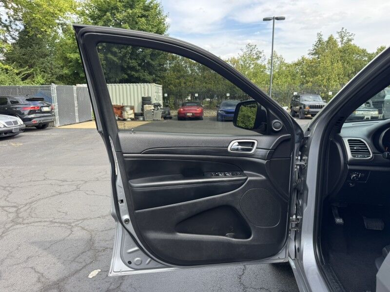 2021 Jeep Grand Cherokee Laredo X Willow Grove PA