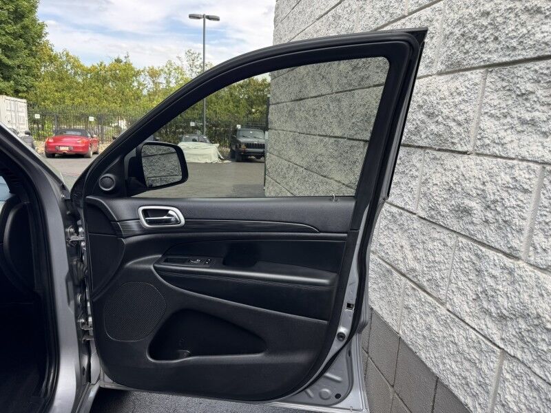 2021 Jeep Grand Cherokee Laredo X Willow Grove PA