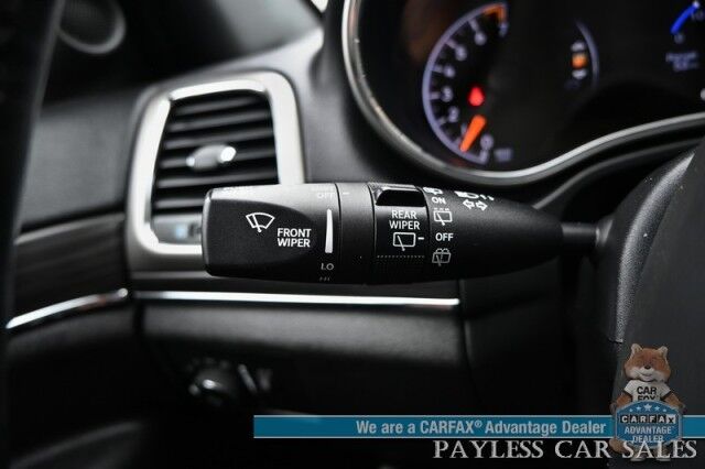2021 Jeep Grand Cherokee Limited / AWD / Luxury Group II Pkg / Auto Start / Heated & Ventilated Leather Seats / Heated Steering Wheel / Navigation / Panoramic Sunroof / Blind Spot Alert / Apple CarPlay & Android Auto / Back Up Camera Anchorage AK