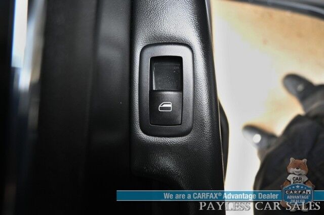 2021 Jeep Grand Cherokee Limited / AWD / Luxury Group II Pkg / Auto Start / Heated & Ventilated Leather Seats / Heated Steering Wheel / Navigation / Panoramic Sunroof / Blind Spot Alert / Apple CarPlay & Android Auto / Back Up Camera Anchorage AK
