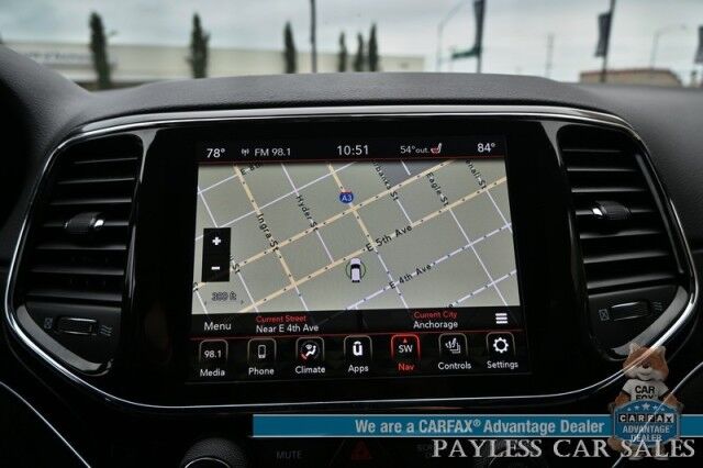 2021 Jeep Grand Cherokee Limited / AWD / Luxury Group II Pkg / Auto Start / Heated & Ventilated Leather Seats / Heated Steering Wheel / Navigation / Panoramic Sunroof / Blind Spot Alert / Apple CarPlay & Android Auto / Back Up Camera Anchorage AK