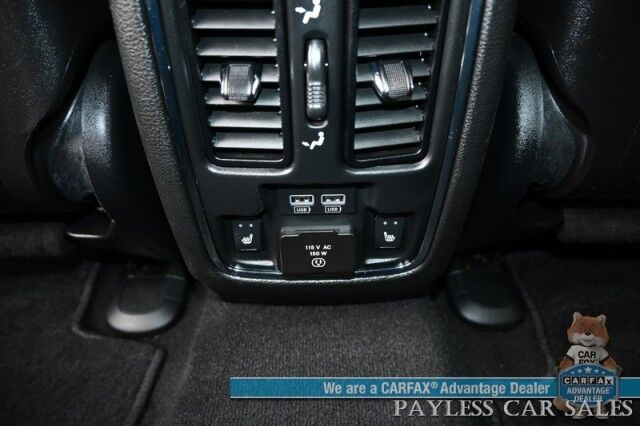 2021 Jeep Grand Cherokee Limited / AWD / Luxury Group II Pkg / Auto Start / Heated & Ventilated Leather Seats / Heated Steering Wheel / Navigation / Panoramic Sunroof / Blind Spot Alert / Apple CarPlay & Android Auto / Back Up Camera Anchorage AK