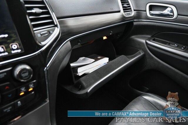 2021 Jeep Grand Cherokee Limited / AWD / Luxury Group II Pkg / Auto Start / Heated & Ventilated Leather Seats / Heated Steering Wheel / Navigation / Panoramic Sunroof / Blind Spot Alert / Apple CarPlay & Android Auto / Back Up Camera Anchorage AK
