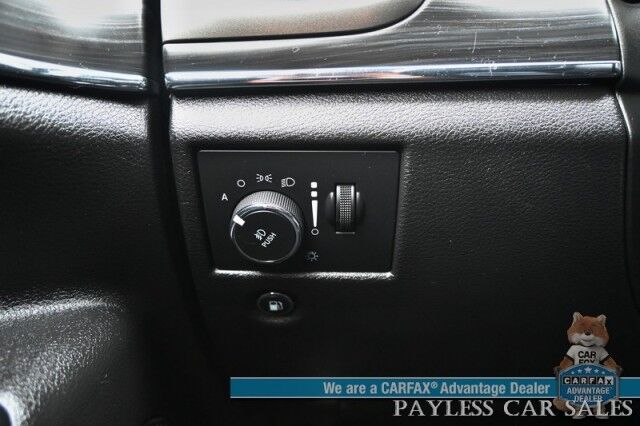 2021 Jeep Grand Cherokee Limited / AWD / Luxury Group II Pkg / Auto Start / Heated & Ventilated Leather Seats / Heated Steering Wheel / Navigation / Panoramic Sunroof / Blind Spot Alert / Apple CarPlay & Android Auto / Back Up Camera Anchorage AK