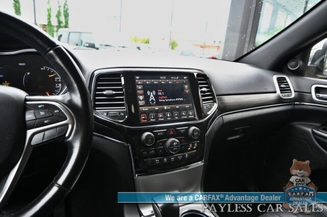 2021 Jeep Grand Cherokee Limited / AWD / Luxury Group II Pkg / Auto Start / Heated & Ventilated Leather Seats / Heated Steering Wheel / Navigation / Panoramic Sunroof / Blind Spot Alert / Apple CarPlay & Android Auto / Back Up Camera Anchorage AK
