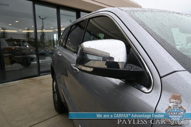 2021 Jeep Grand Cherokee Limited / AWD / Luxury Group II Pkg / Auto Start / Heated & Ventilated Leather Seats / Heated Steering Wheel / Navigation / Panoramic Sunroof / Blind Spot Alert / Apple CarPlay & Android Auto / Back Up Camera Anchorage AK