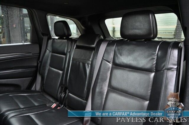 2021 Jeep Grand Cherokee Limited / AWD / Luxury Group II Pkg / Auto Start / Heated & Ventilated Leather Seats / Heated Steering Wheel / Navigation / Panoramic Sunroof / Blind Spot Alert / Apple CarPlay & Android Auto / Back Up Camera Anchorage AK