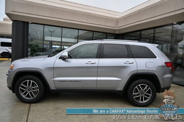 2021 Jeep Grand Cherokee Limited / AWD / Luxury Group II Pkg / Auto Start / Heated & Ventilated Leather Seats / Heated Steering Wheel / Navigation / Panoramic Sunroof / Blind Spot Alert / Apple CarPlay & Android Auto / Back Up Camera Anchorage AK