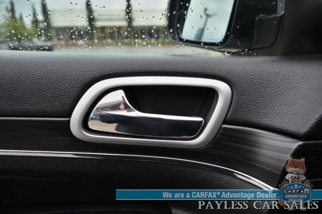 2021 Jeep Grand Cherokee Limited / AWD / Luxury Group II Pkg / Auto Start / Heated & Ventilated Leather Seats / Heated Steering Wheel / Navigation / Panoramic Sunroof / Blind Spot Alert / Apple CarPlay & Android Auto / Back Up Camera Anchorage AK
