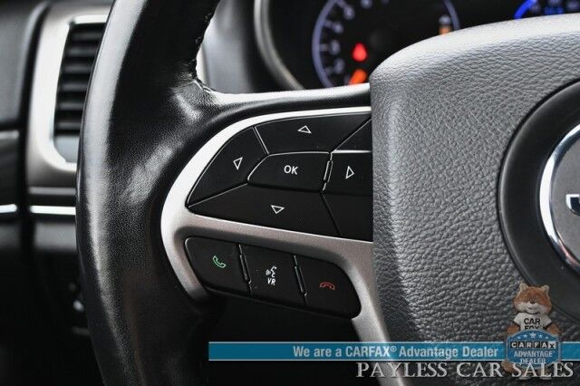 2021 Jeep Grand Cherokee Limited / AWD / Luxury Group II Pkg / Auto Start / Heated & Ventilated Leather Seats / Heated Steering Wheel / Navigation / Panoramic Sunroof / Blind Spot Alert / Apple CarPlay & Android Auto / Back Up Camera Anchorage AK