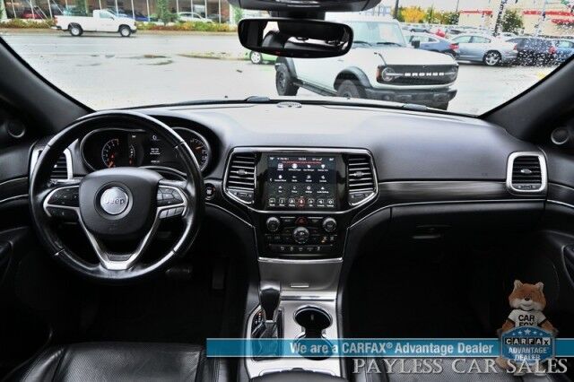 2021 Jeep Grand Cherokee Limited / AWD / Luxury Group II Pkg / Auto Start / Heated & Ventilated Leather Seats / Heated Steering Wheel / Navigation / Panoramic Sunroof / Blind Spot Alert / Apple CarPlay & Android Auto / Back Up Camera Anchorage AK