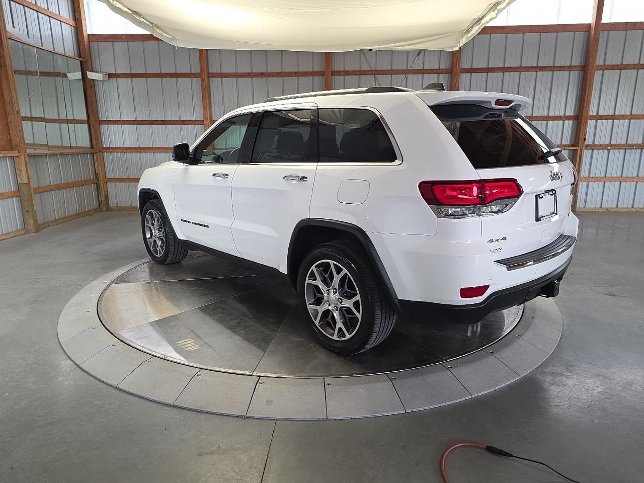 2021 Jeep Grand Cherokee Limited Sand Lake NY