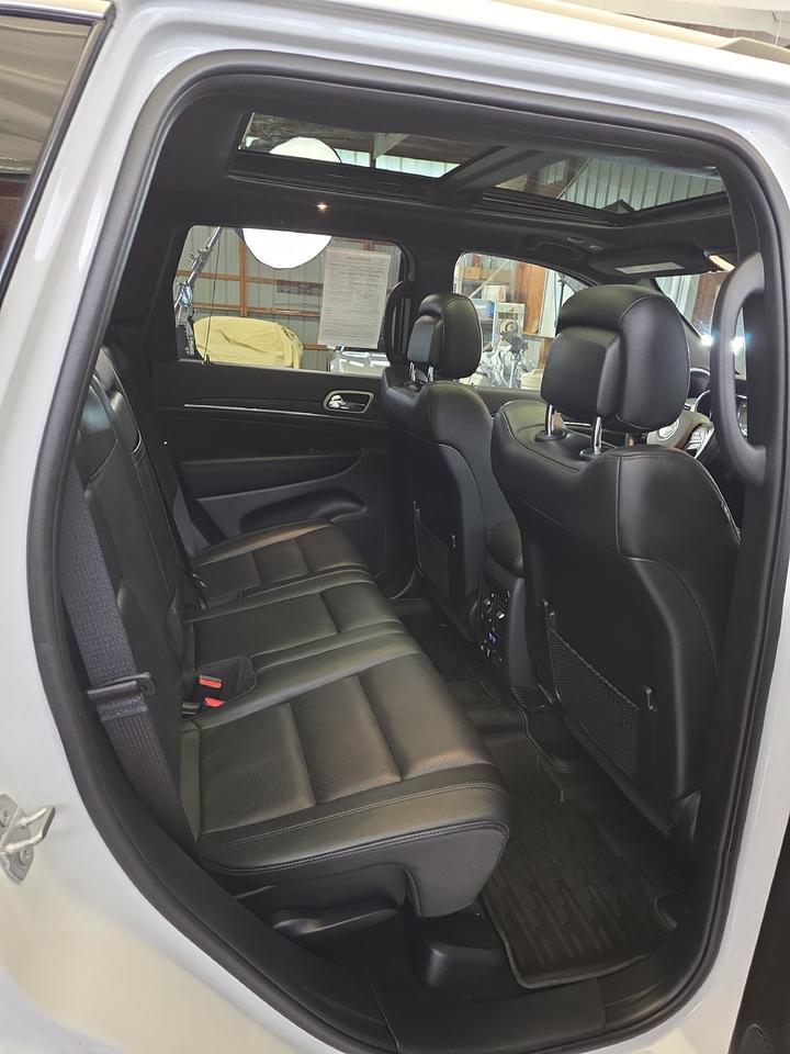 2021 Jeep Grand Cherokee Limited Sand Lake NY