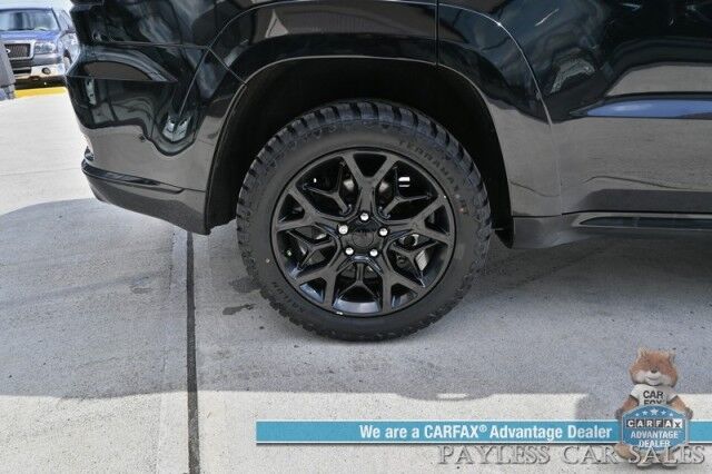 2021 Jeep Grand Cherokee Limited X / 4X4 / AutoStart / ProTech II Pkg / Power & Heated Leather Seats / Heated Steering Wheel / Sunroof / Navigation / Lane Departure & Blind Spot Alert / Keyless Entry & Start / Block Heater / Tow Pkg / 1-Owner Anchorage AK