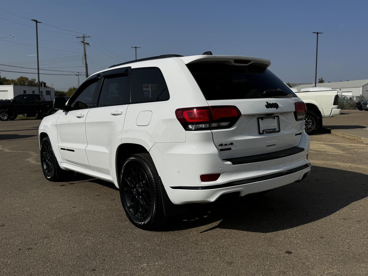 2021 Jeep Grand Cherokee Limited X 4x4 | V6 | Leather | Alpine Audio | Pano Sunroof | Backup Camera Redwater AB