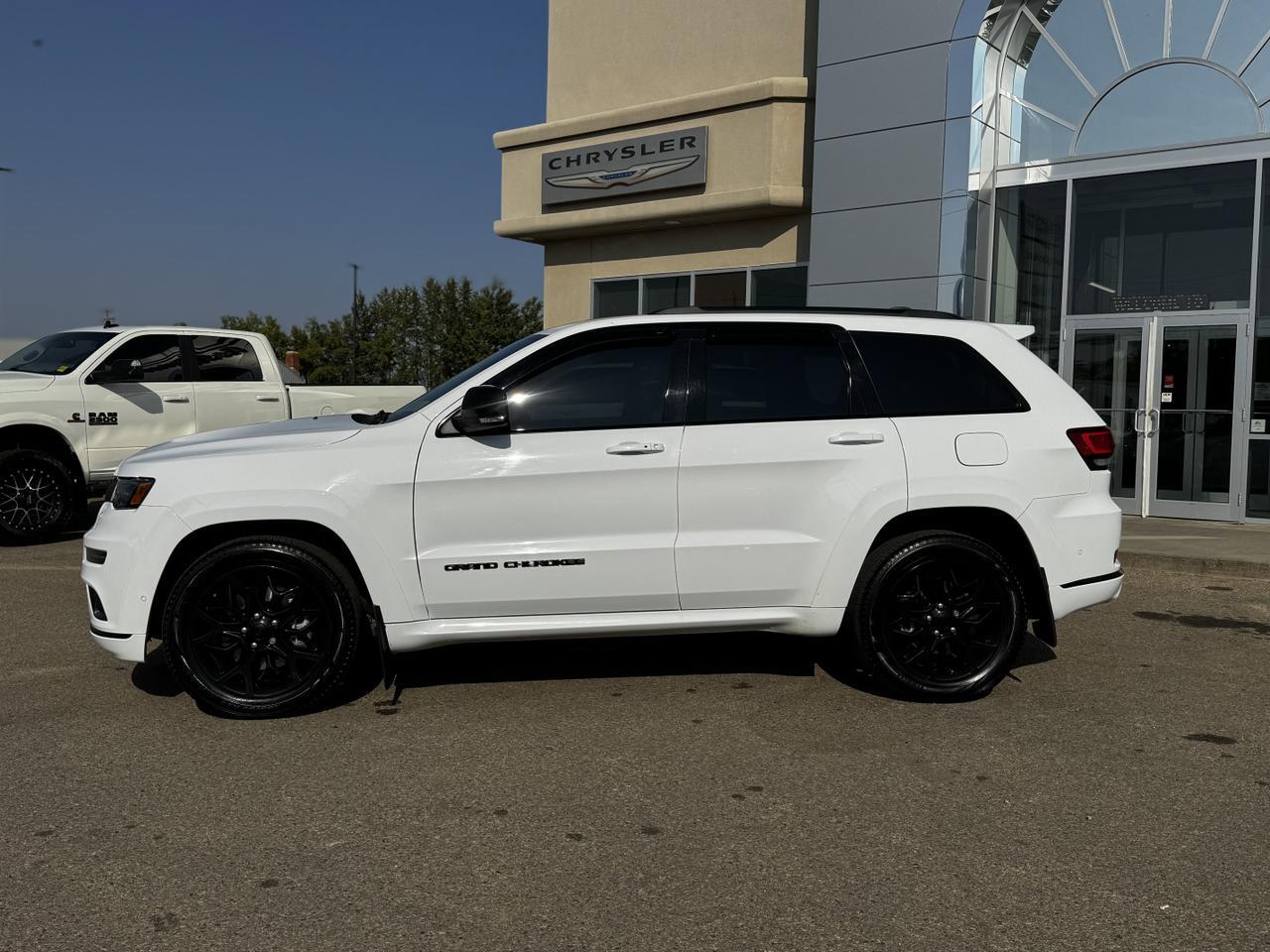 2021 Jeep Grand Cherokee Limited X 4x4 | V6 | Leather | Alpine Audio | Pano Sunroof | Backup Camera Redwater AB
