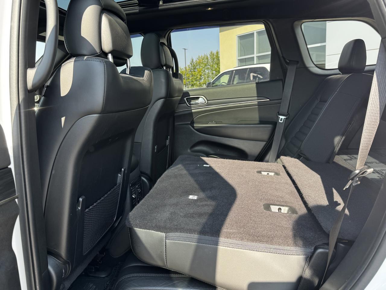 2021 Jeep Grand Cherokee Limited X 4x4 | V6 | Leather | Alpine Audio | Pano Sunroof | Backup Camera Redwater AB