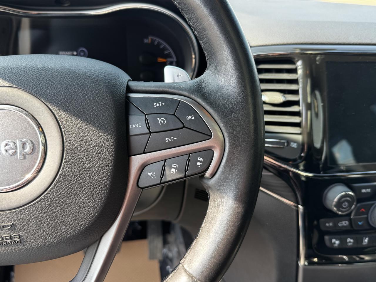 2021 Jeep Grand Cherokee Limited X 4x4 | V6 | Leather | Alpine Audio | Pano Sunroof | Backup Camera Redwater AB