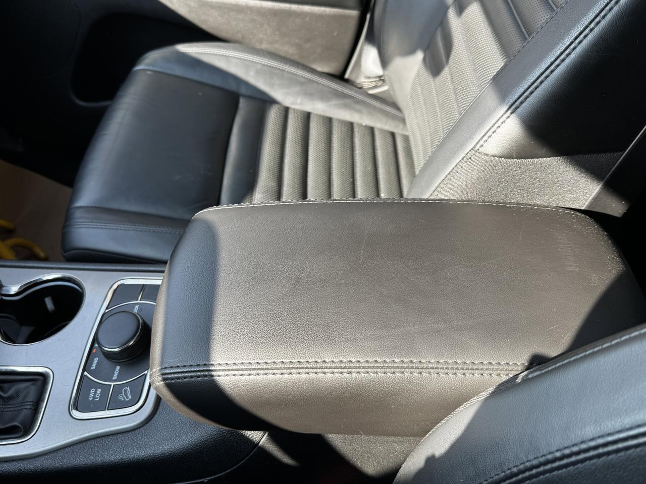 2021 Jeep Grand Cherokee Limited X 4x4 | V6 | Leather | Alpine Audio | Pano Sunroof | Backup Camera Redwater AB