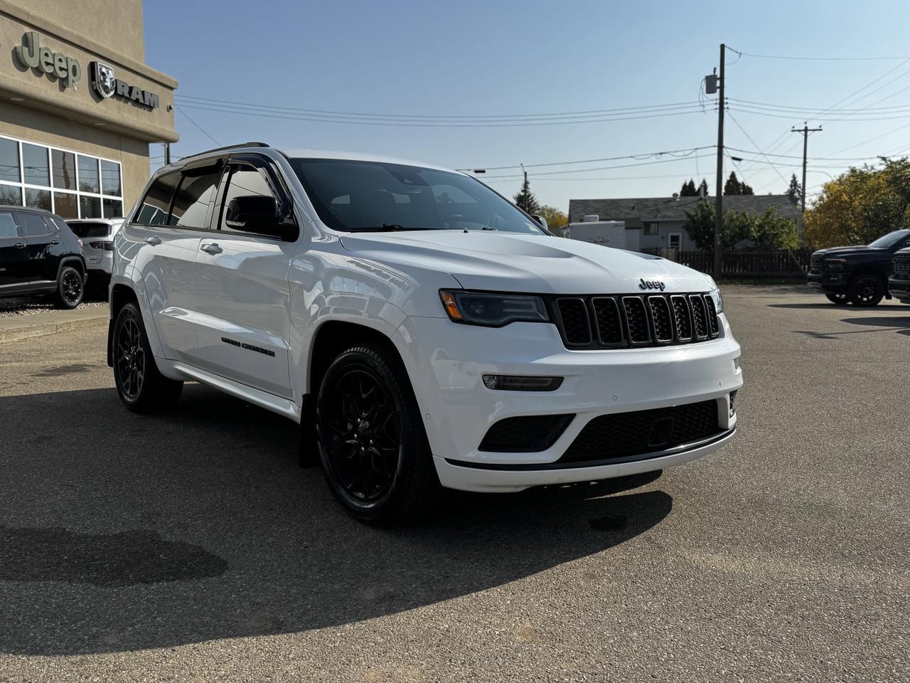 2021 Jeep Grand Cherokee Limited X 4x4 | V6 | Leather | Alpine Audio | Pano Sunroof | Backup Camera Redwater AB