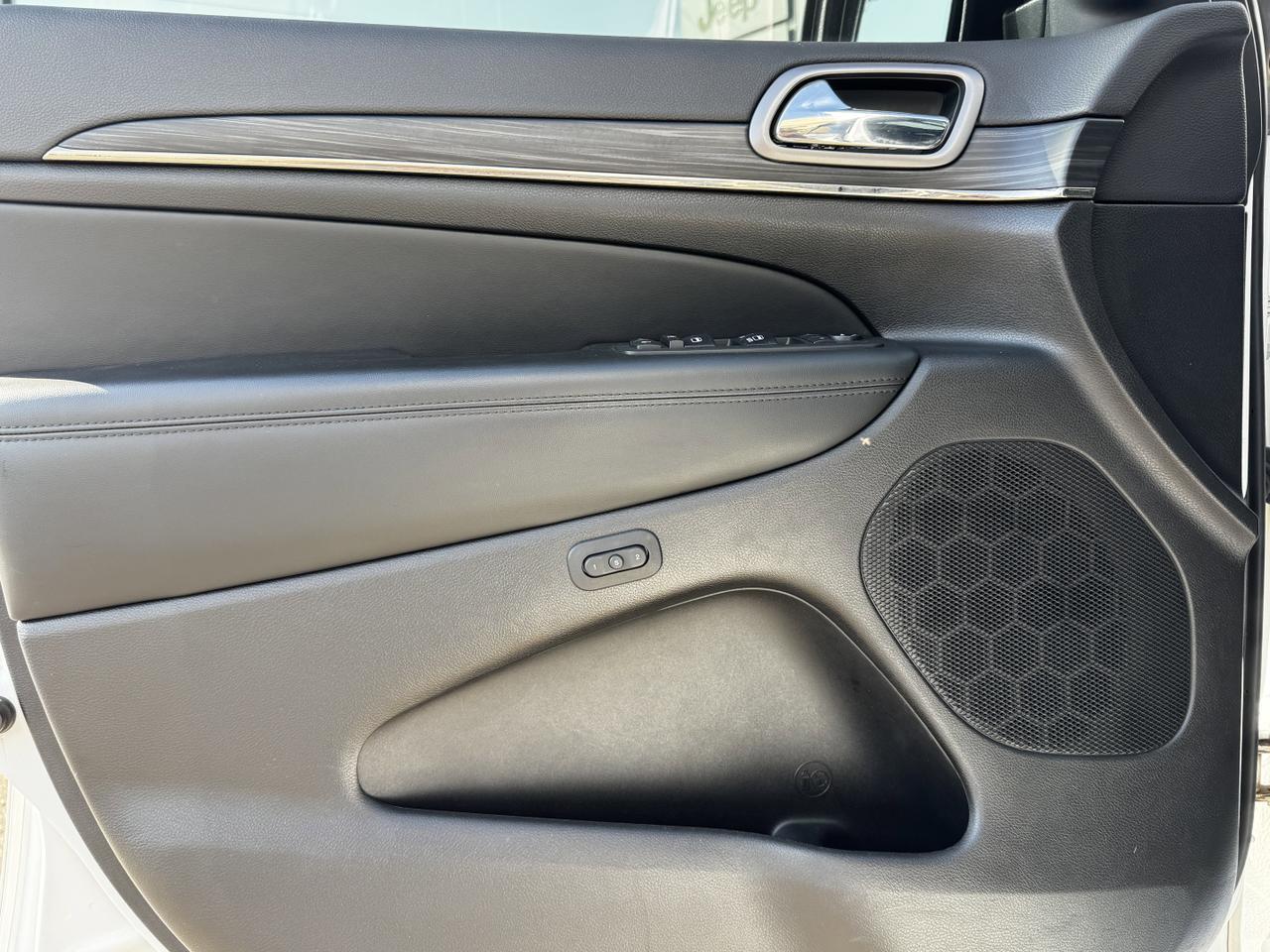2021 Jeep Grand Cherokee Limited X 4x4 | V6 | Leather | Alpine Audio | Pano Sunroof | Backup Camera Redwater AB