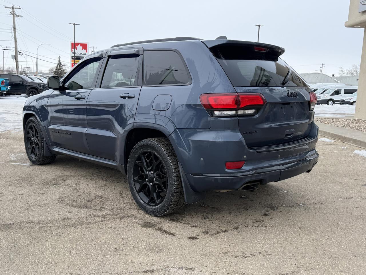 2021 Jeep Grand Cherokee Limited X 4x4 | V8 | Leather | Heated Seats | NAV | 20IN Black Wheels | Remote Start Redwater AB