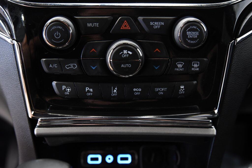 2021 Jeep Grand Cherokee Overland Akron