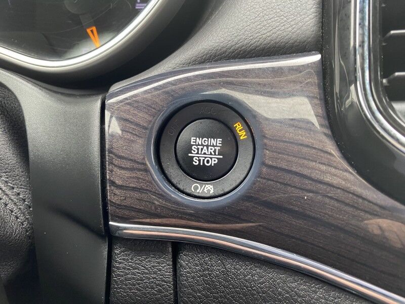 2021 Jeep Grand Cherokee Overland Springfield PA