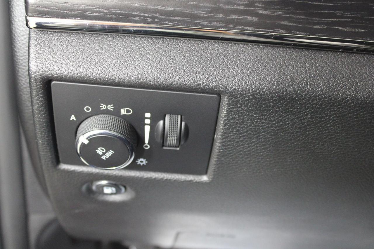 2021 Jeep Grand Cherokee Overland Fredericksburg VA