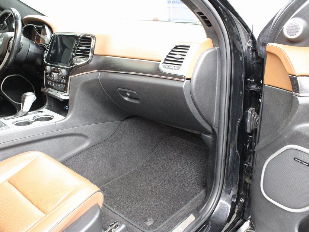 2021 Jeep Grand Cherokee Summit 4WD Fond du Lac WI