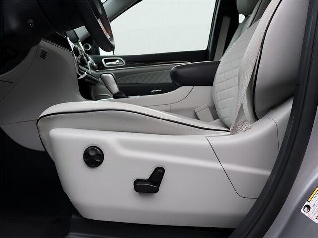 2021 Jeep Grand Cherokee Summit Oshkosh WI