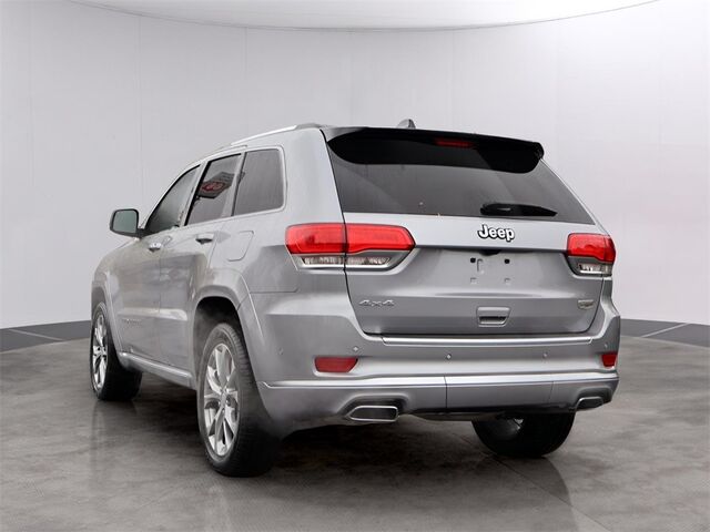 2021 Jeep Grand Cherokee Summit Oshkosh WI