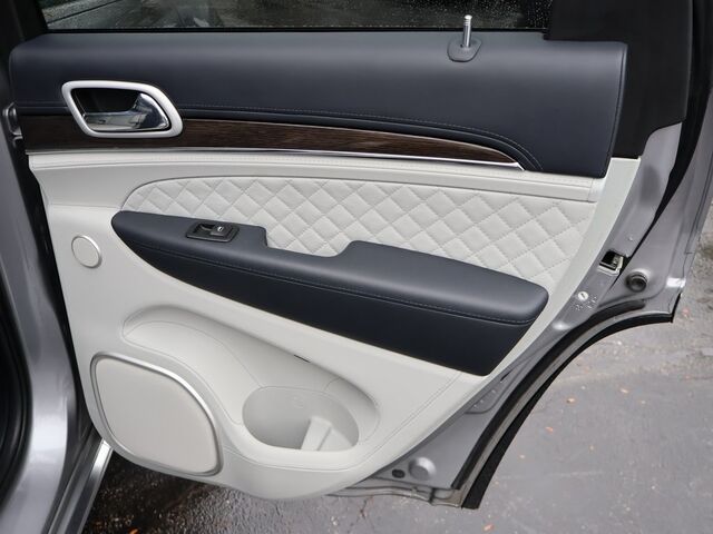 2021 Jeep Grand Cherokee Summit Oshkosh WI