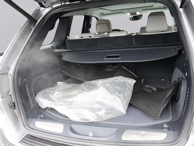 2021 Jeep Grand Cherokee Summit Oshkosh WI