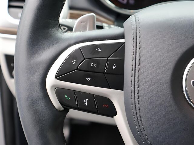 2021 Jeep Grand Cherokee Summit Oshkosh WI