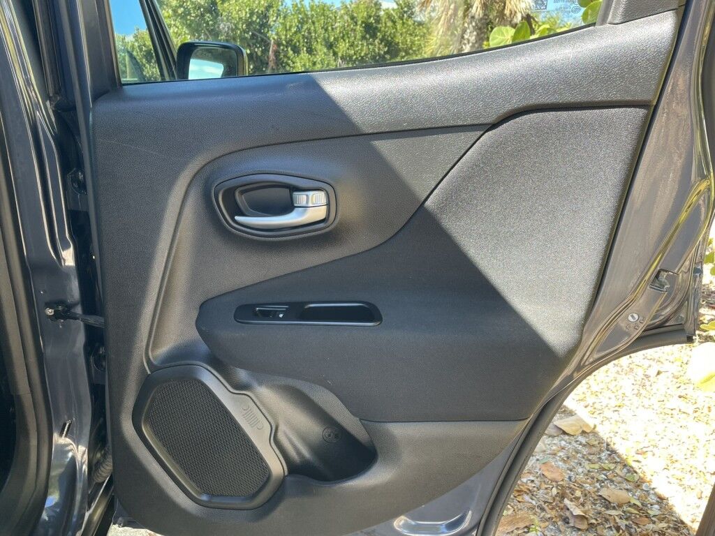 2021 Jeep Renegade 80th ANNIVERSARY~1 OWNER, CLEAN CARFAX~ONLINE FINANCE AND SHIPPING AVAILABLE!!!!! Sarasota FL