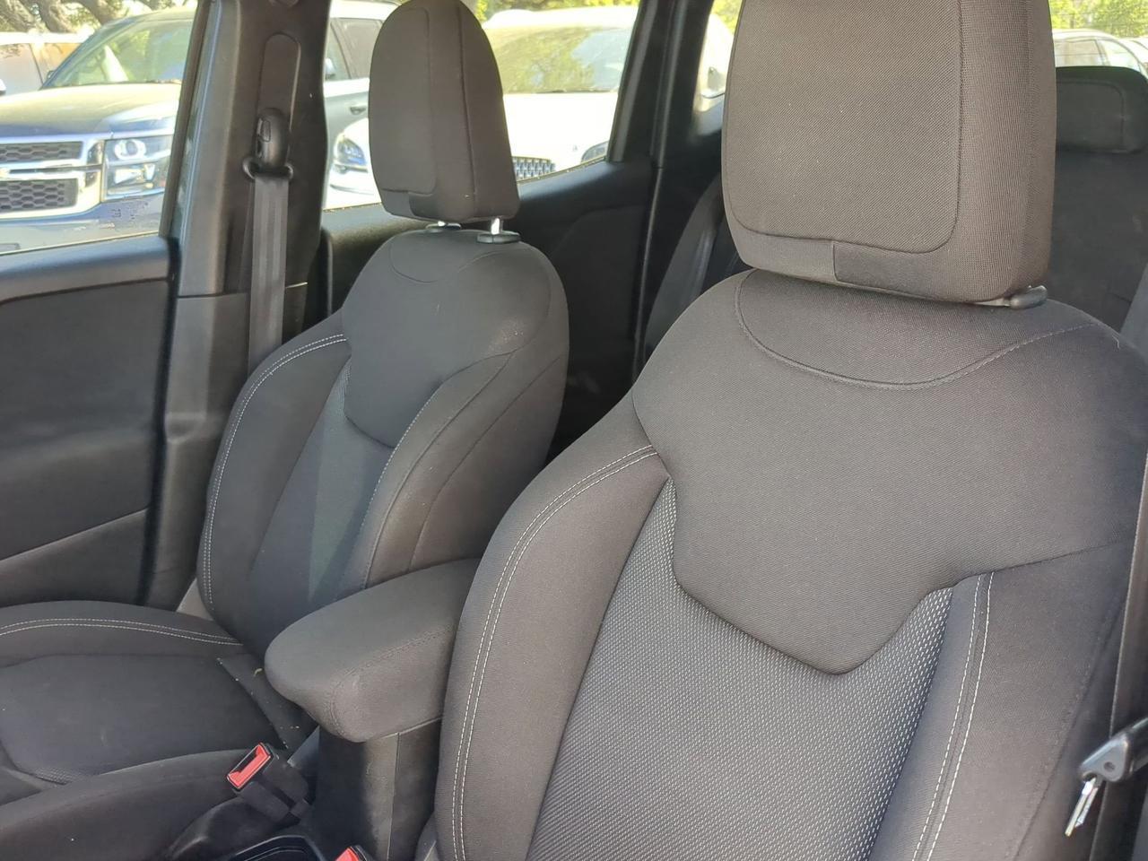 2021 Jeep Renegade Jeepster