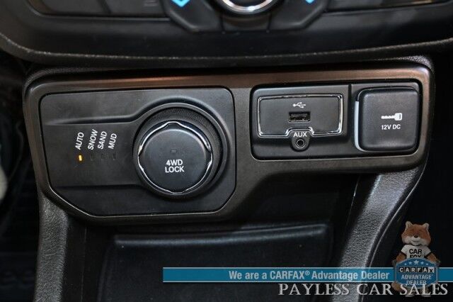 2021 Jeep Renegade Latitude / 4X4 / Auto Start / Blind Spot Alert / Lane Departure & Forward Collision / Apple CarPlay & Android Auto / AUX & USB Input / Back Up Camera / Keyless Entry & Start / Only 11K Miles / 29 MPG/ 1-Owner Anchorage AK