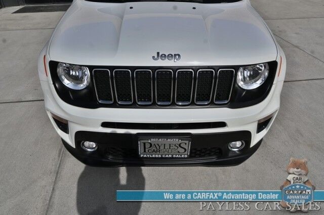 2021 Jeep Renegade Latitude / 4X4 / Auto Start / Blind Spot Alert / Lane Departure & Forward Collision / Apple CarPlay & Android Auto / AUX & USB Input / Back Up Camera / Keyless Entry & Start / Only 11K Miles / 29 MPG/ 1-Owner Anchorage AK