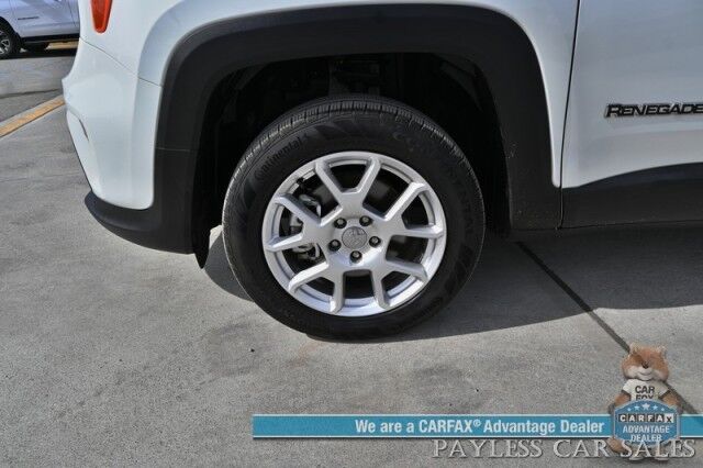 2021 Jeep Renegade Latitude / 4X4 / Auto Start / Blind Spot Alert / Lane Departure & Forward Collision / Apple CarPlay & Android Auto / AUX & USB Input / Back Up Camera / Keyless Entry & Start / Only 11K Miles / 29 MPG/ 1-Owner Anchorage AK