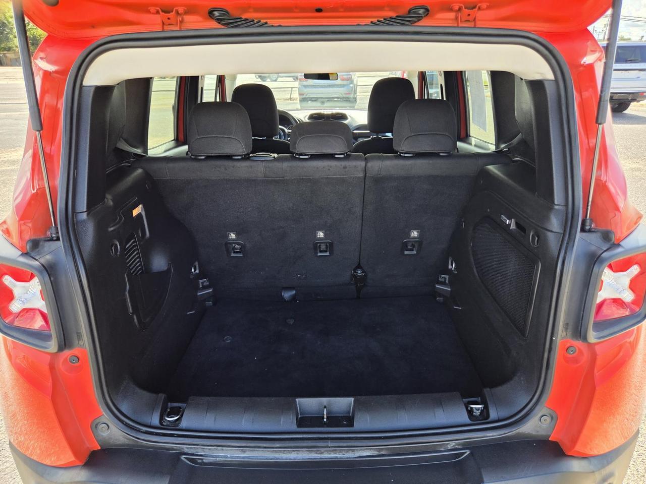 2021 Jeep Renegade Latitude 4x4 Beeville TX
