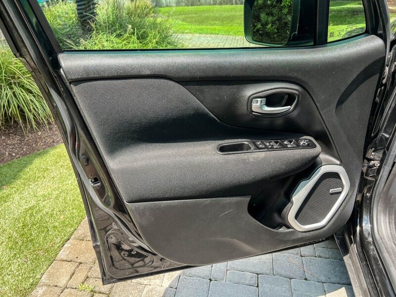 2021 Jeep Renegade Latitude Wilmington NC